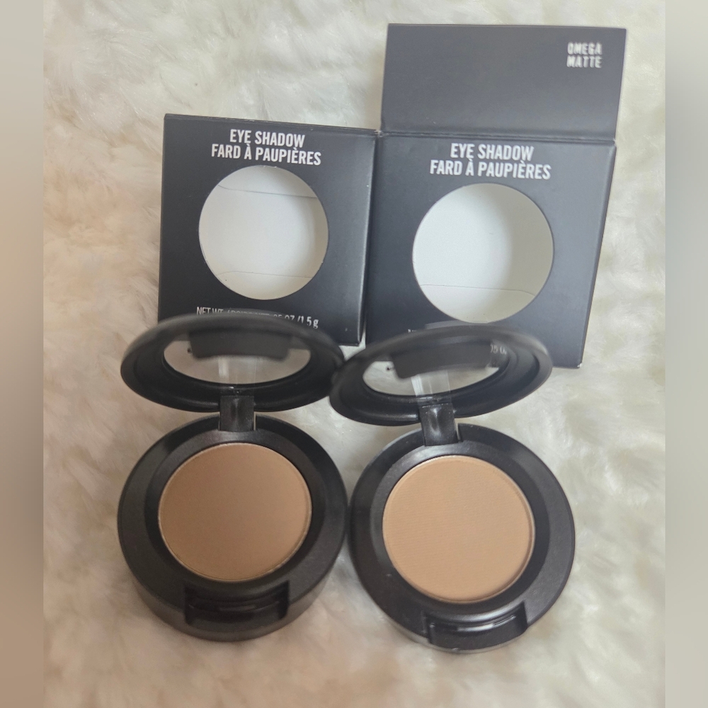 2×MAC EYE SHADOW*omega matte*